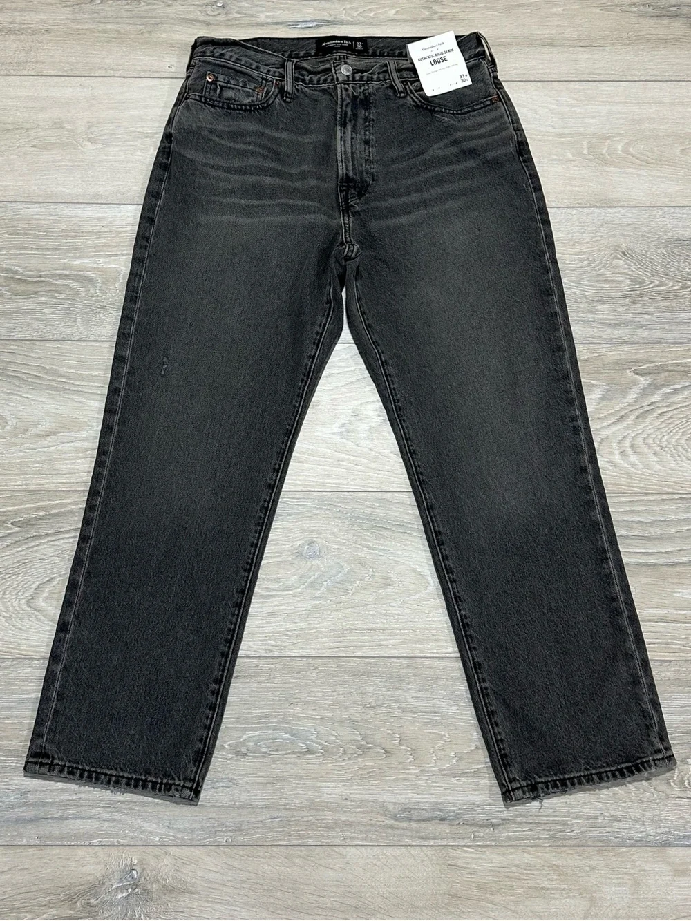 NWT Abercrombie & Fitch Loose Authentic Rigid Denim Washed Black Jeans 33x30